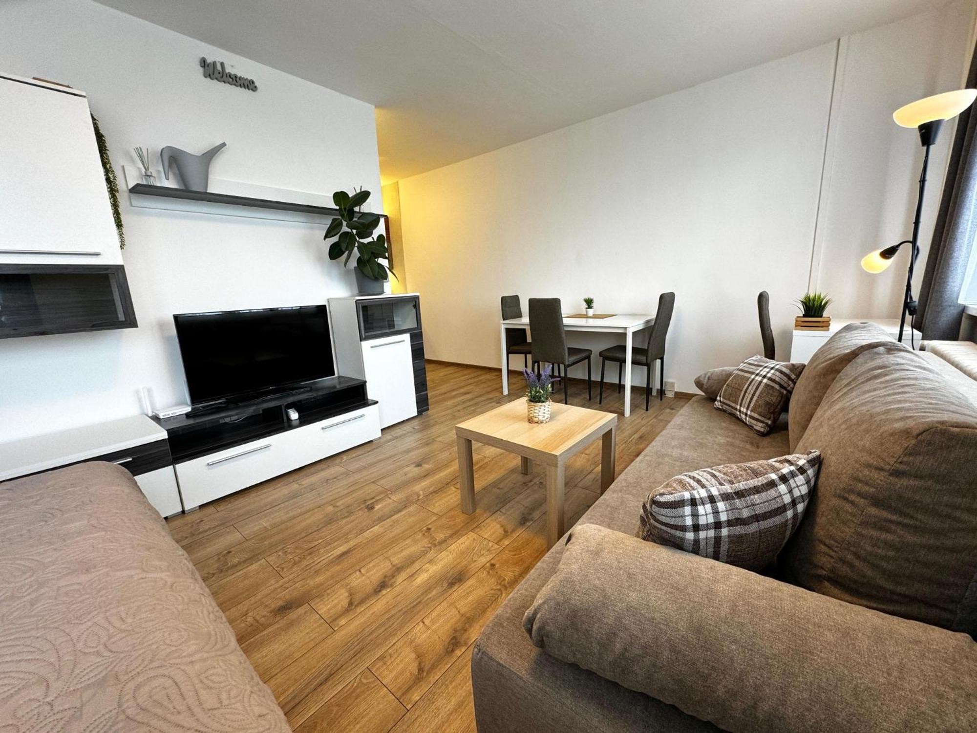Smarty Choice Flat With Deluxe Kitchen
